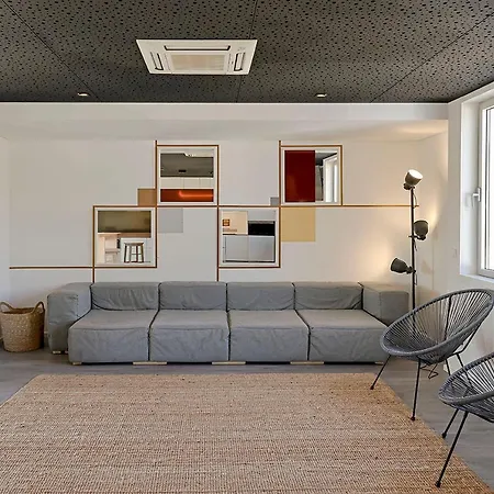 Uporto House * Порту