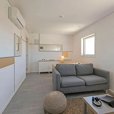 Гостевой дом Uporto House *